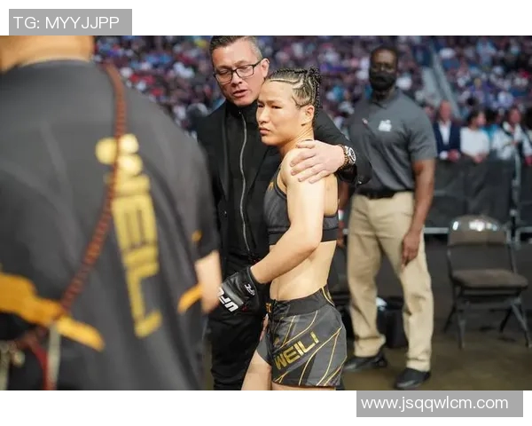 张伟独家解析足球技巧与战术心得助你提升球技与比赛表现